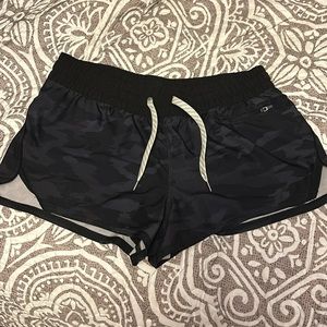 Vuori short NWOT